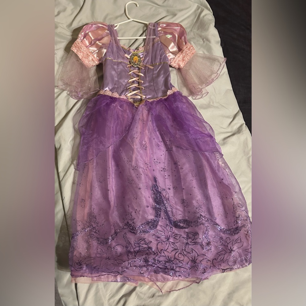 Disney ~ Princess Repunzel Costume sz 5/6